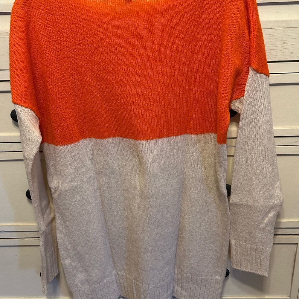GAP Women's Orange and Cream Sweater SIZE S - Picture 4 of 10